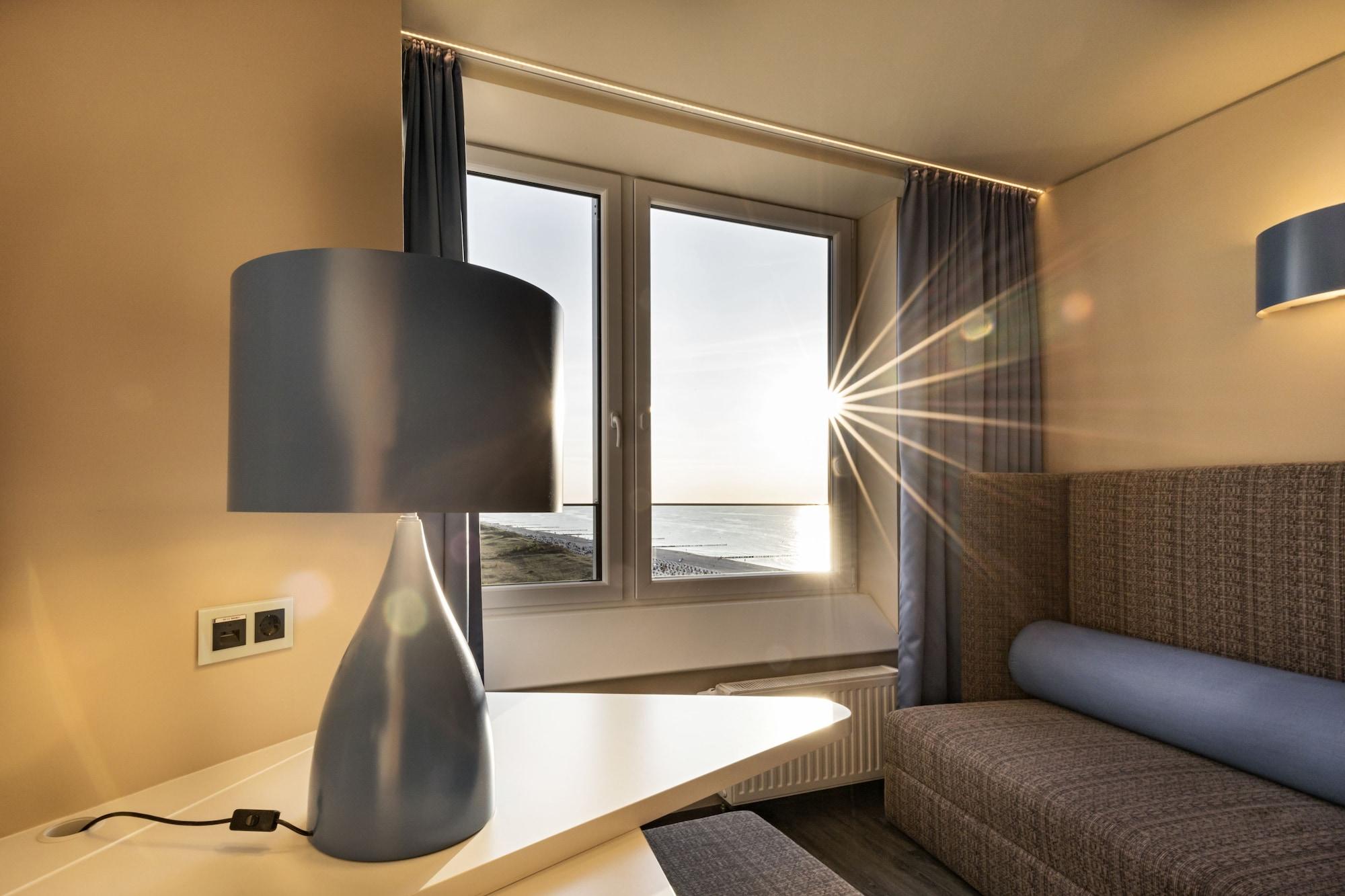 Aja Warnemuende Hotel 4*