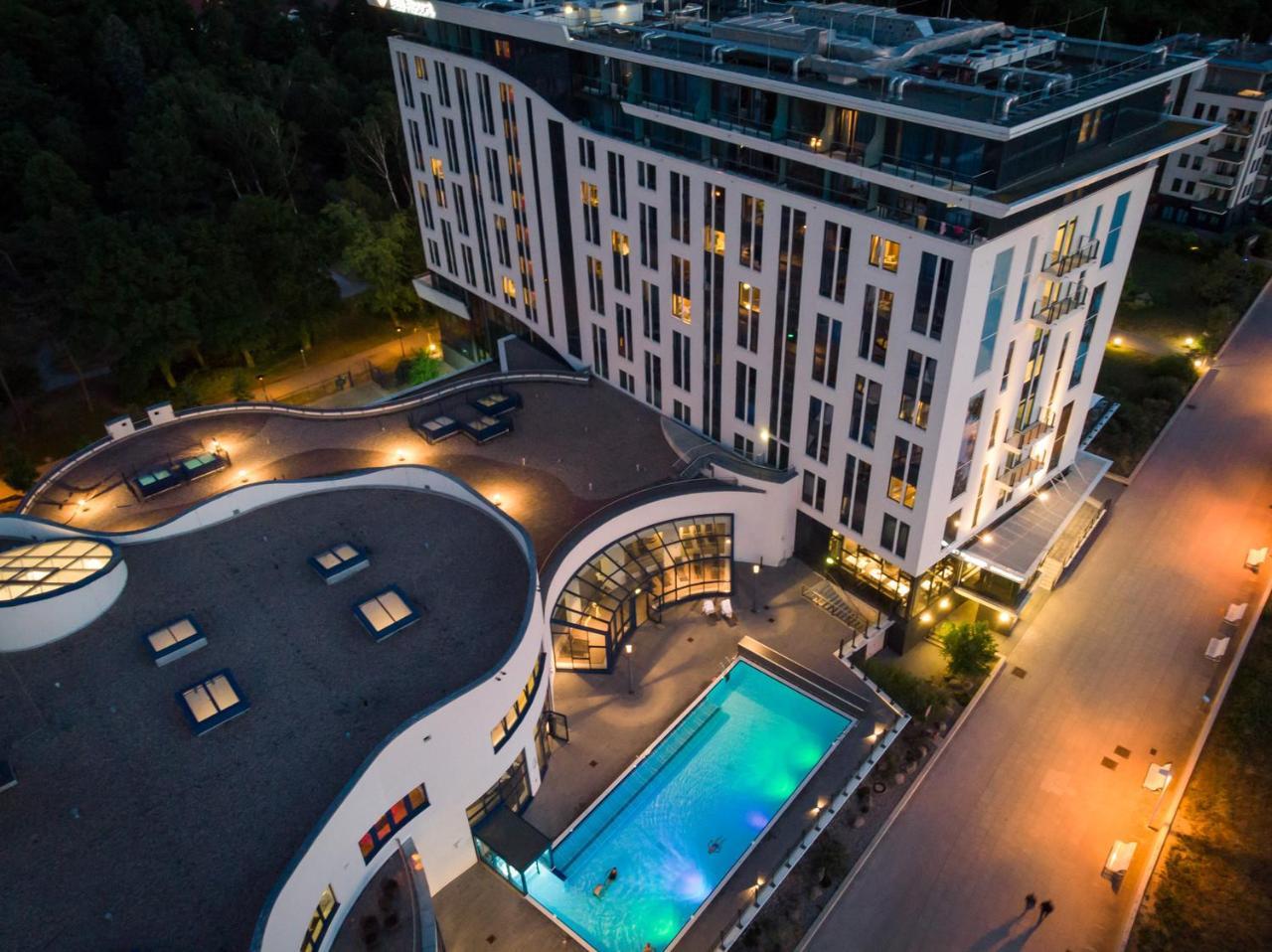 Aja Warnemuende 4*